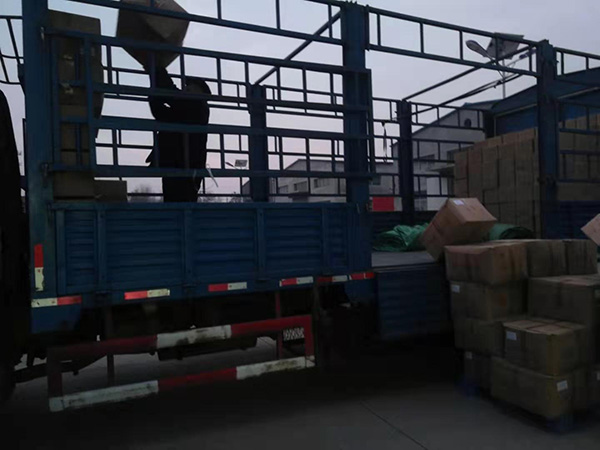 <strong>白色藥丸塑料球</strong>